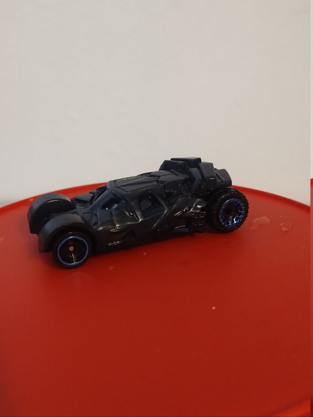 HOT WHEELS batmobile blue glass black dc comics Die cast metal and plastic